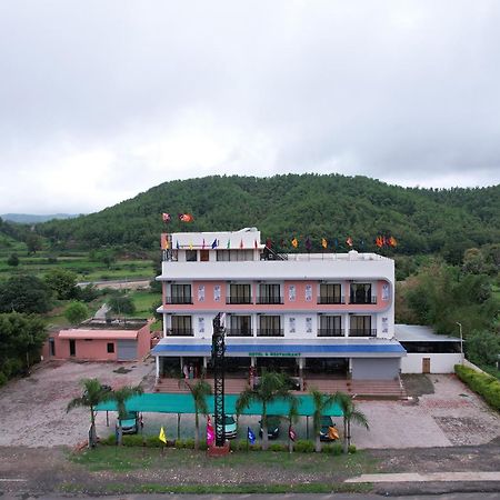 Hotel White Lotus Dungarpur Экстерьер фото